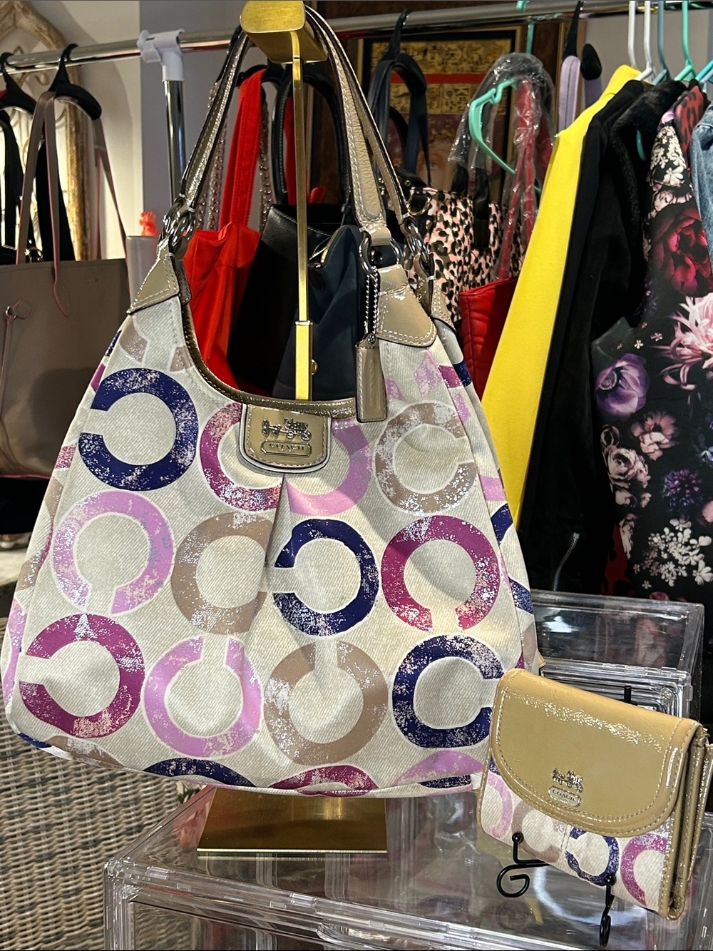 Coach 2012 Madison Signature Distressed Op Art Maggie Hobo Bag & Wallet EUC - Picture 4 of 10